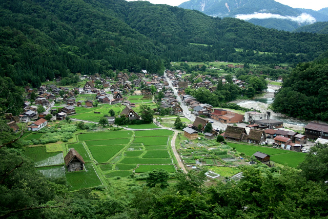 閑古鳥旅行社 － 白川村荻町