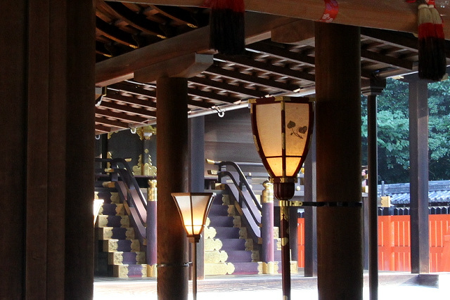 閑古鳥旅行社 － 賀茂御祖神社 東本殿、西本殿